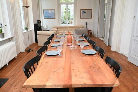 Living room, Banquet/Function facilities, Dining area