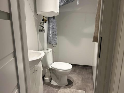 Gästhus på landet utanför Göteborg House in Gothenburg