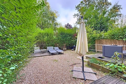 Charming 2-room apartment in Levallois Apartment in Levallois-Perret