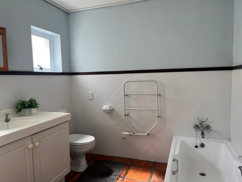 Toilet, Bathroom, Bath