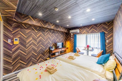Bed, TV and multimedia, Photo of the whole room, Bedroom, air conditioner