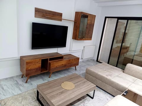 Communal lounge/ TV room, TV and multimedia, Living room, Seating area