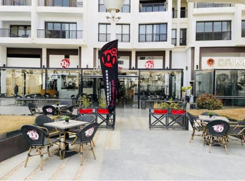Property building, Balcony/Terrace