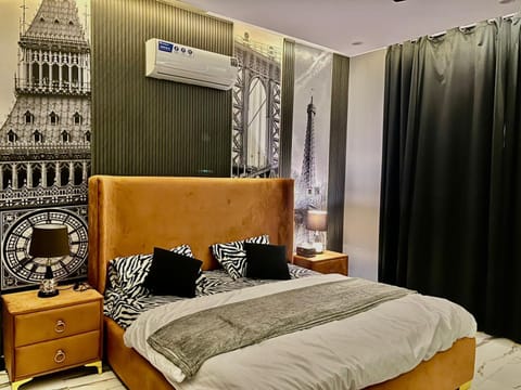 Bedroom, air conditioner