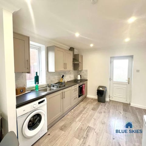 Horden House By Blue Skies Stays House in England