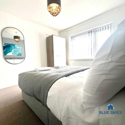 Horden House By Blue Skies Stays House in England