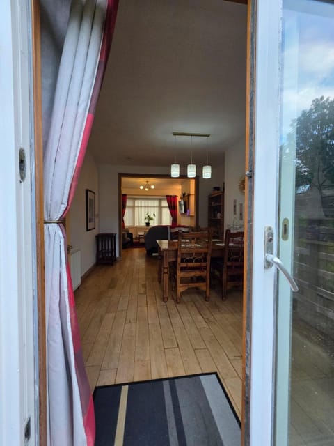 Patio, Living room, Seating area, Dining area