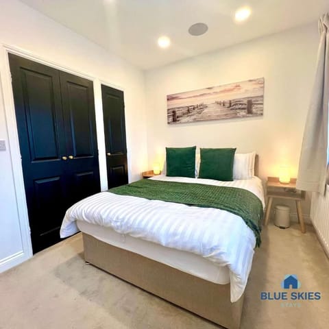 Gardenia House By Blue Skies Stays House in England