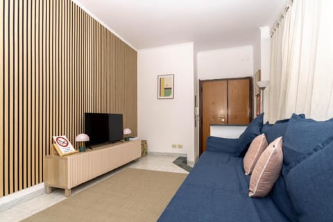 Communal lounge/ TV room, Bedroom