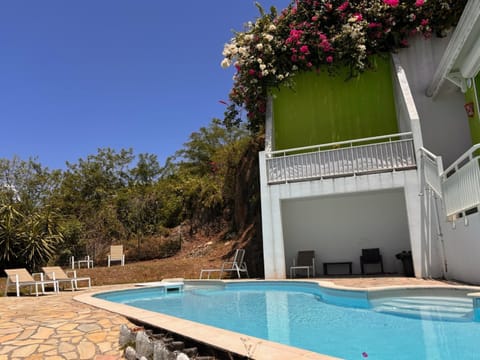 Patio, Balcony/Terrace, Swimming pool, Swimming pool, sunbed
