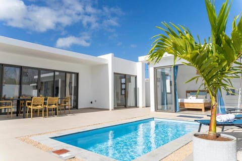 Garden, Swimming pool
