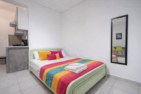 Cozy Faliron by the sea Apartment in Alimos