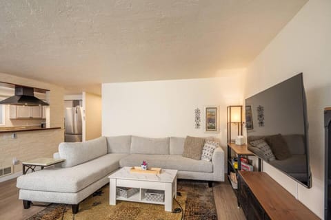 Cozy 3-Bedroom Townhome - 3 Miles from OSU! House in Corvallis