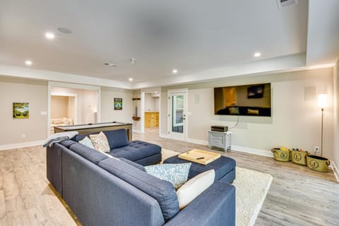 Waterfront Home on Lake Hartwell with Dock Access House in Reed Creek