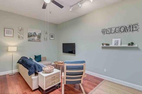 Stylish 2 BR apartment - perfect for relaxing Apartment in Jacksonville
