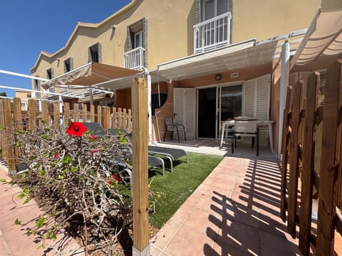 Patio, Garden, Balcony/Terrace, Garden view