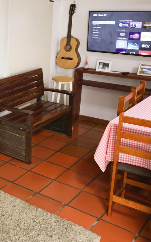 Living room, Seating area, Dining area, Evening entertainment