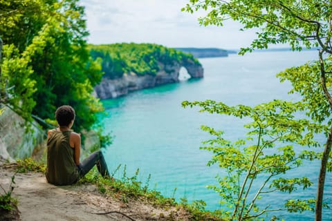 Aurora Basecamp at Pictured Rocks Sleeps 10 House in Burt Township