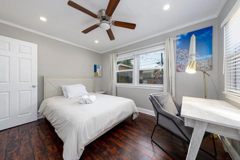 Bed, Bedroom