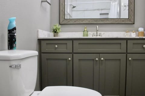 Little Rock - Downtown Delight, Central Escape Apartment in Little Rock