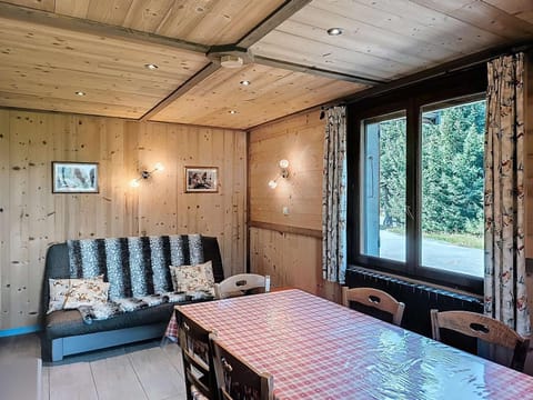 Appartement chalet 6 pers, proche pistes, parking - FR-1-417-168 Apartment in Villarembert