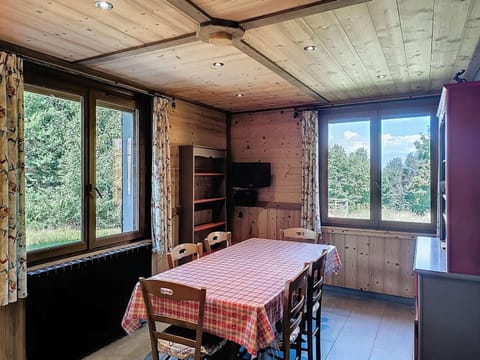 Appartement chalet 6 pers, proche pistes, parking - FR-1-417-168 Apartment in Villarembert