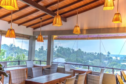 Day, Natural landscape, Balcony/Terrace