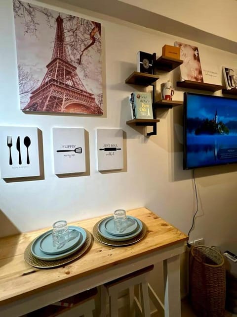 TV and multimedia, Kitchen or kitchenette, minibar