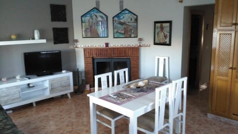 Communal lounge/ TV room, Living room