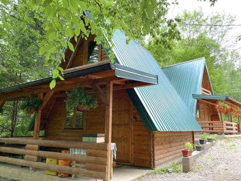 Property building, Day