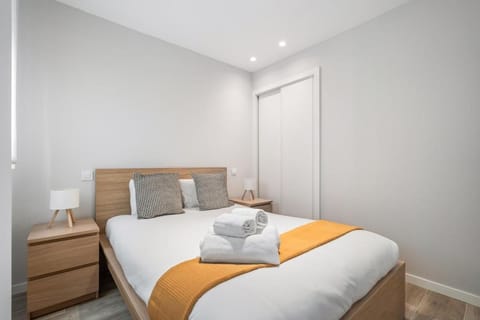 Accessible flat near the Toledo Bridge - 4A Apartment in Madrid