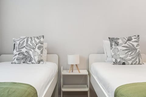 Accessible flat near the Toledo Bridge - 4A Apartment in Madrid