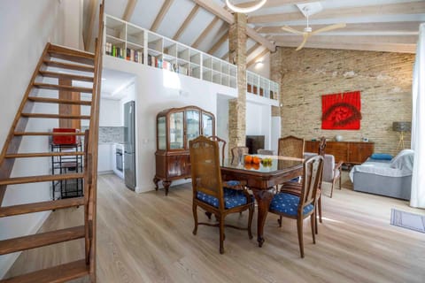 Living room, Dining area, kitchen