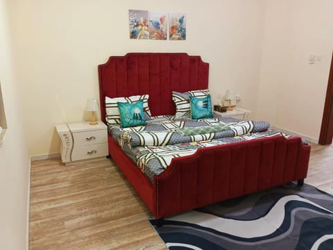 Splendid 3-Bedroom Apartment near Buhaira Corniche Apartment in Al Sharjah
