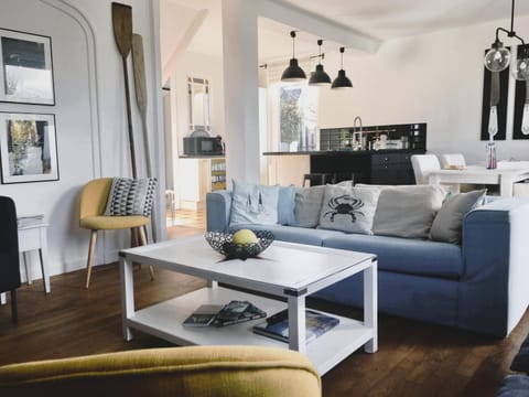 Property building, Living room