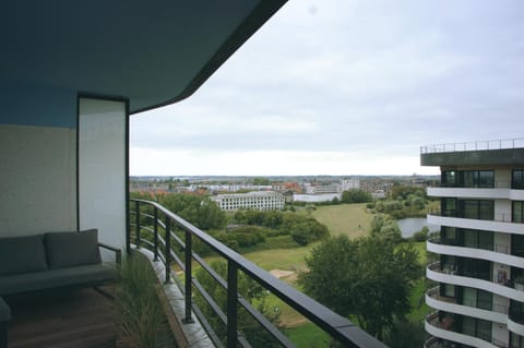 Property building, Day, View (from property/room), Balcony/Terrace