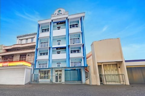 Property building, Facade/entrance