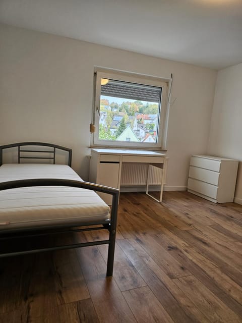 Monteurzimmer - Privatzimmer Unterkunft Siegen zentrale Lage mit Ausblick Vacation rental in Siegen