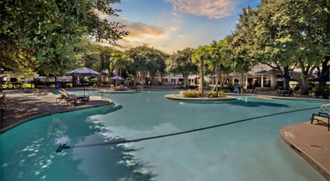 People, Activities, Swimming pool