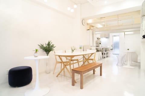 Communal lounge/ TV room, Living room, Lobby or reception
