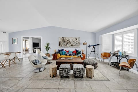 Casa Cosmic - Hot Tub & Fire Pit home House in Joshua Tree