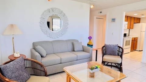 Bay Tree Great 1BR condo in Little River Apartment in Little River