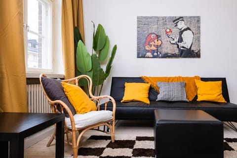 Heartbeat of Kallio - Stylish 2BR City Stay Apartment in Helsinki