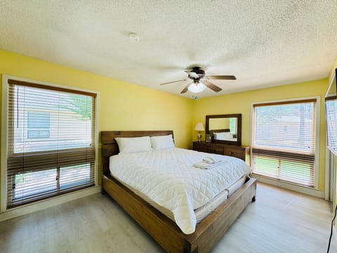 Awesome 1st floor 2BR apartment at Bay Tree Apartment in Little River