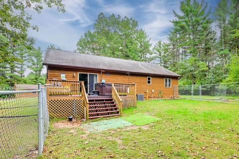 Pet Friendly Cabin with Hot Tub 5 mi to River Cabin in Wisconsin
