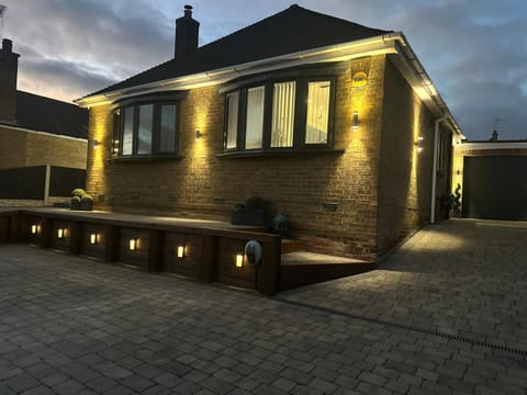 Property building, Night