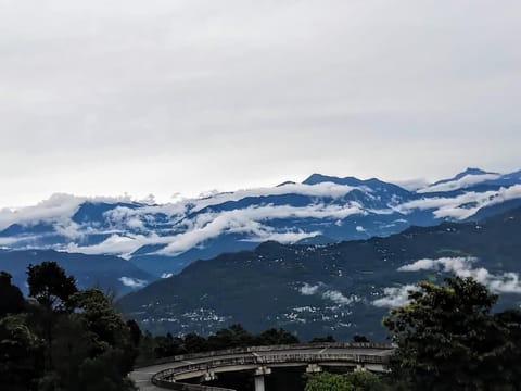 Nearby landmark, Day, Natural landscape, Winter, Mountain view