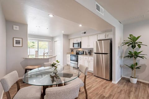 Modern Updated Luxury Triplex EV Charging House in Catalina Foothills