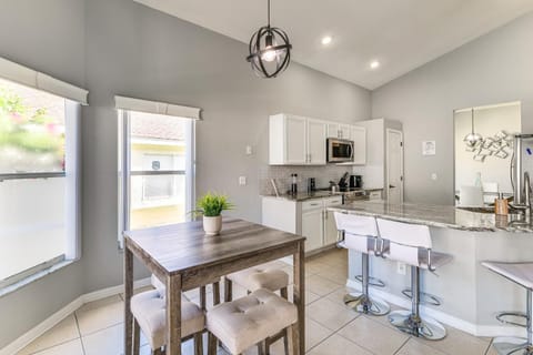 8 Mi to Disney! Family-Friendly Davenport Home House in Four Corners