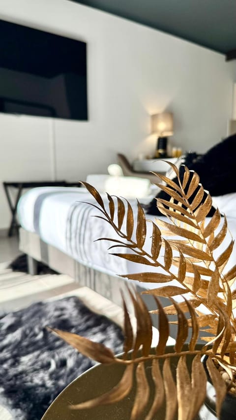 Bed, Decorative detail, Bedroom